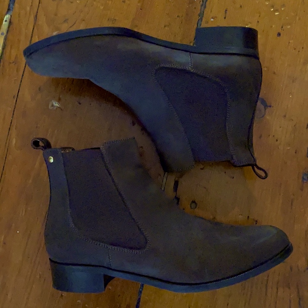 Suede Boots Great Condition
